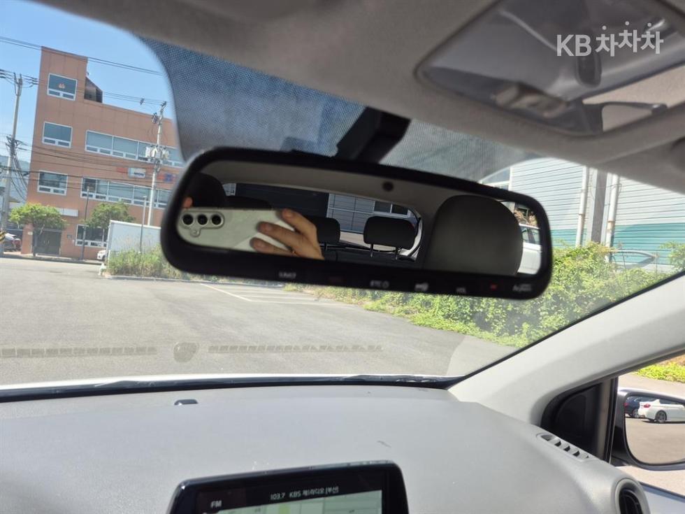 2021 - kia morning