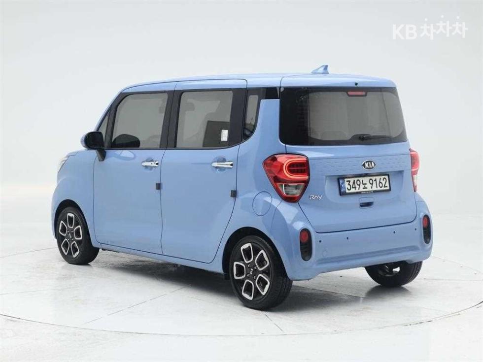 2021 - kia ray