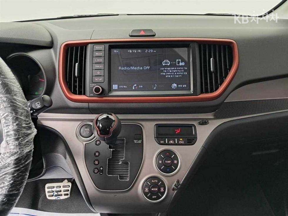 2021 - kia ray
