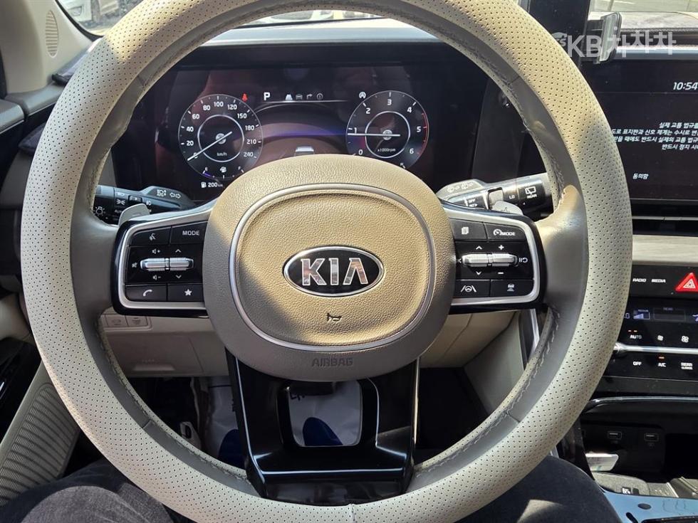 2021 - kia carnival