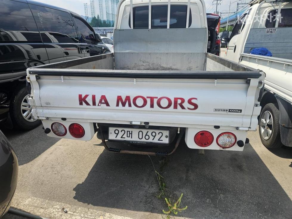 2019 - kia bongo iii