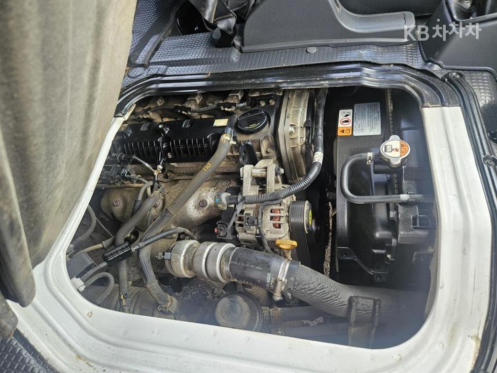 2019 - kia bongo iii