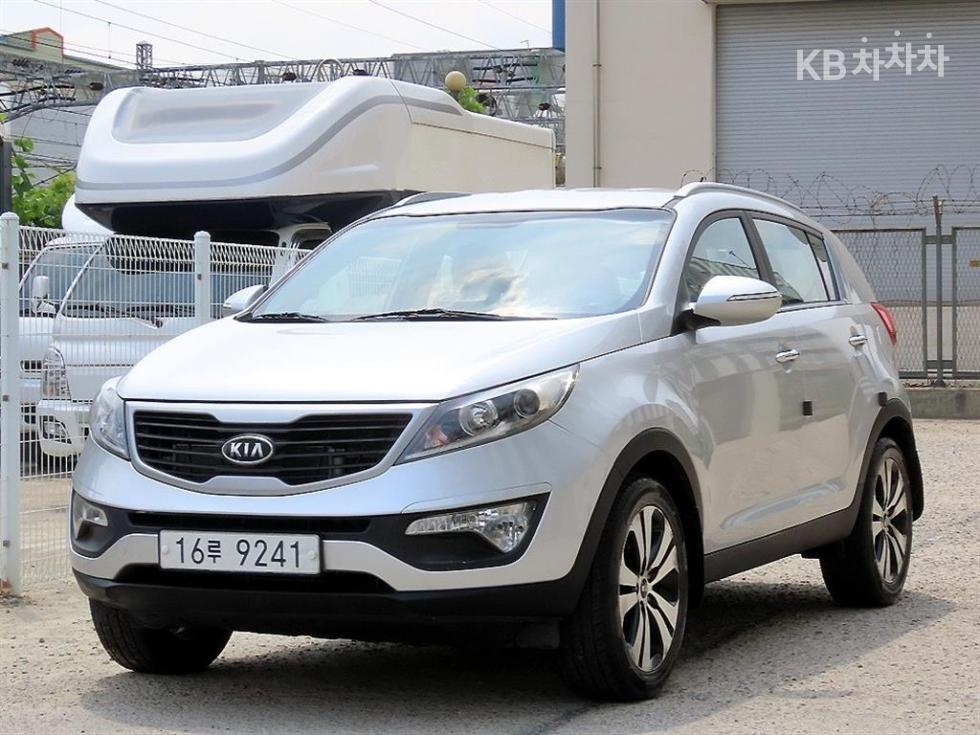 2011 - kia sportage
