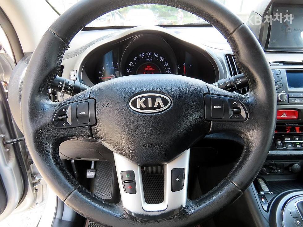 2011 - kia sportage
