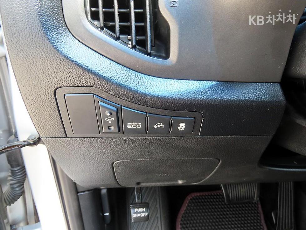 2011 - kia sportage