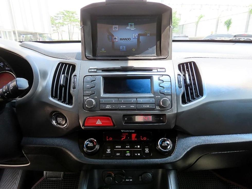 2011 - kia sportage