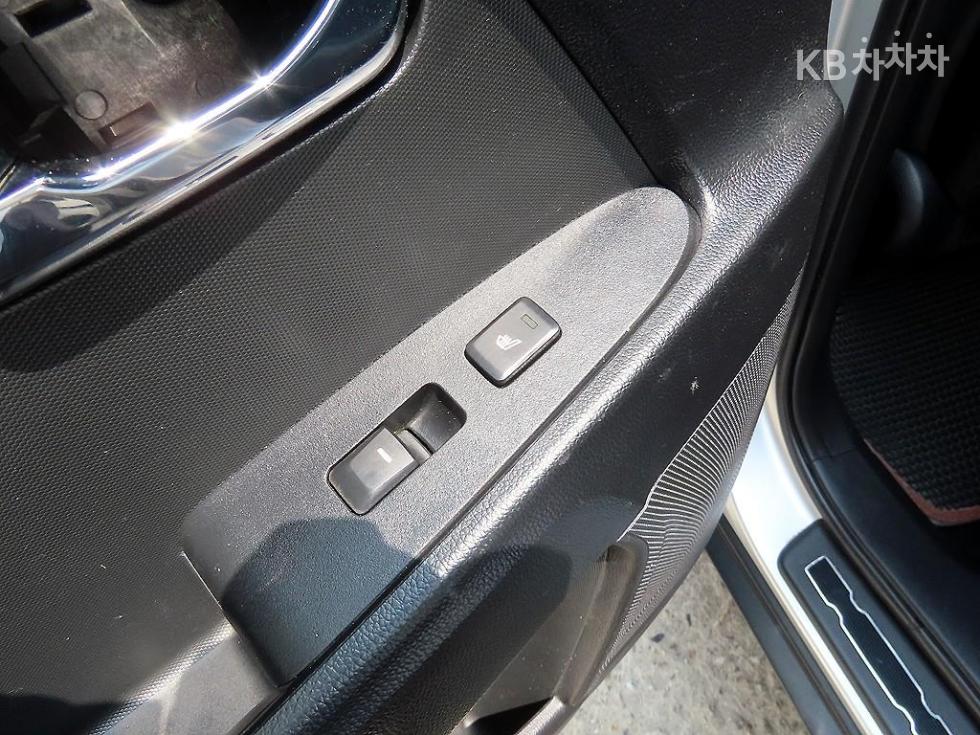 2011 - kia sportage