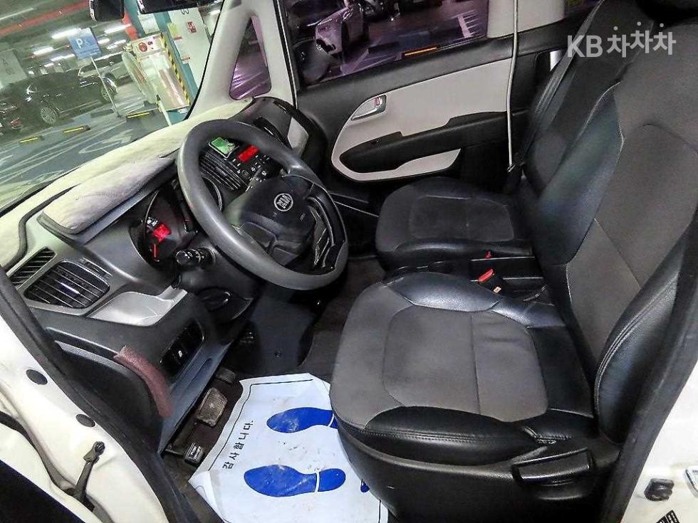 2016 - kia ray-ban