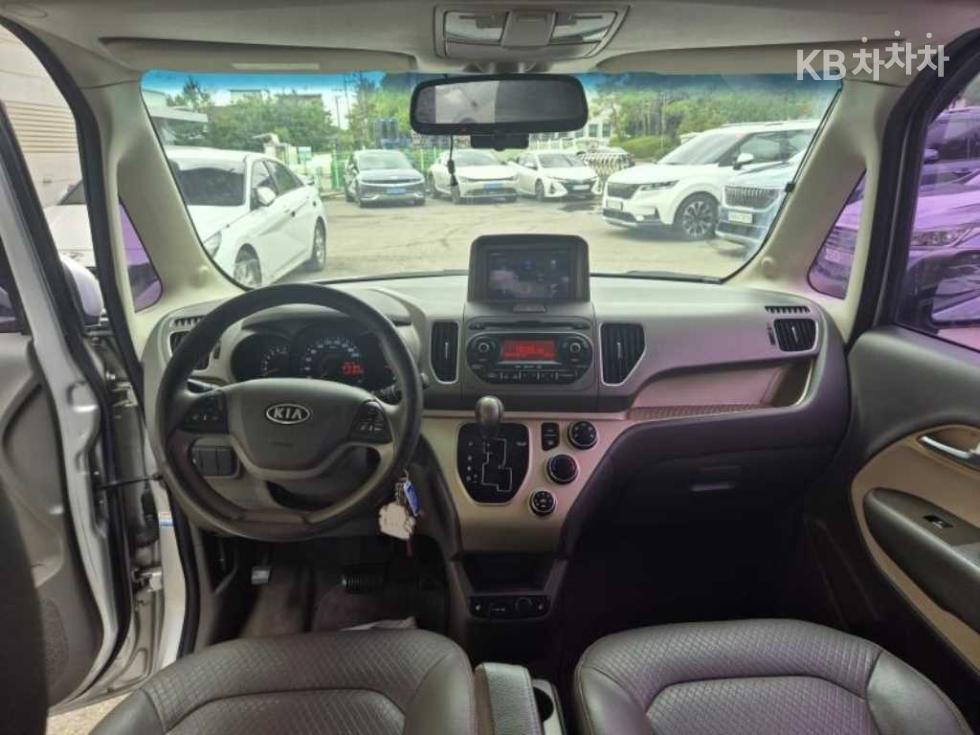 2012 - kia ray