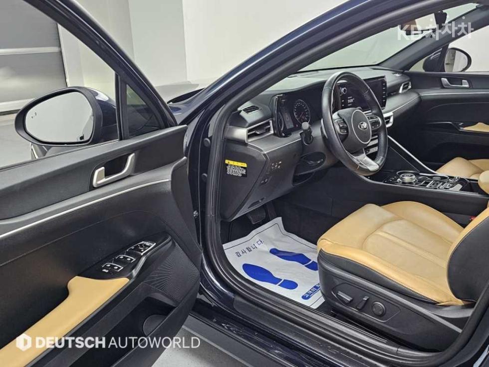 2020 - kia k5