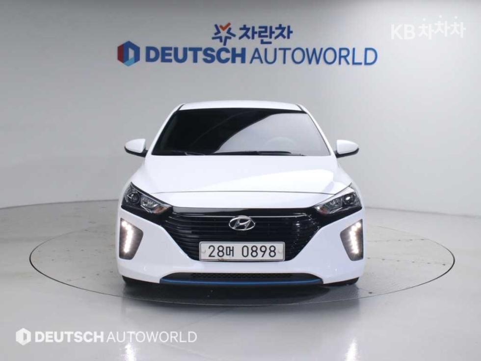 2016 - hyundai ioniq