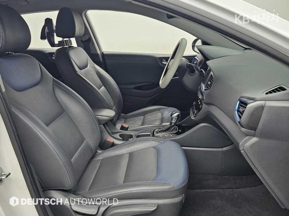 2016 - hyundai ioniq