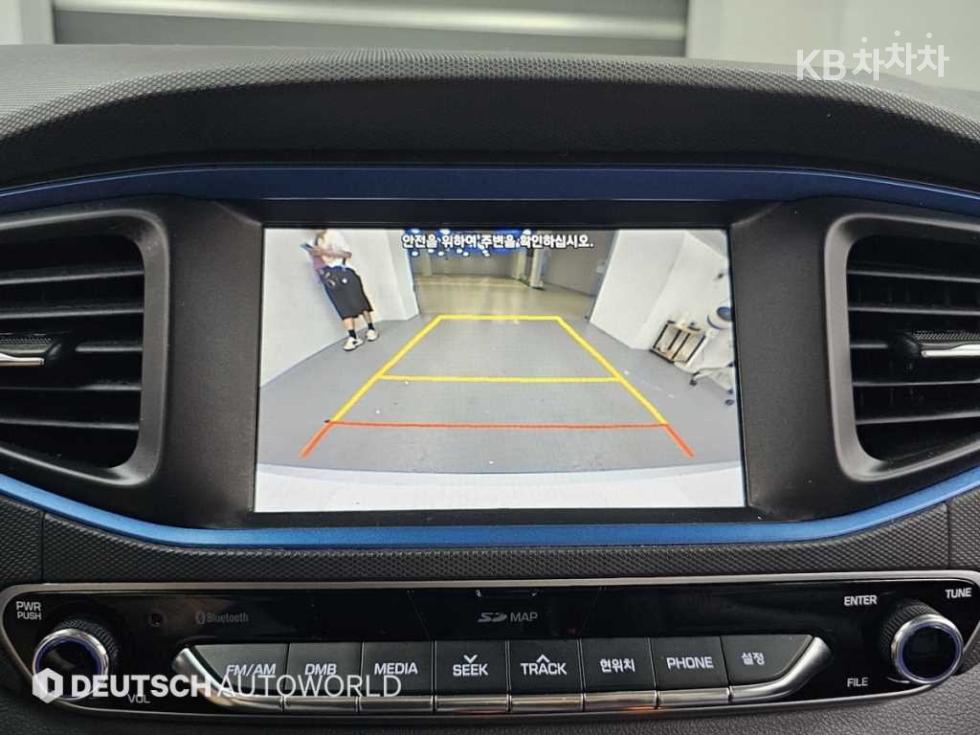 2016 - hyundai ioniq