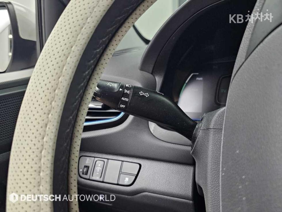 2016 - hyundai ioniq
