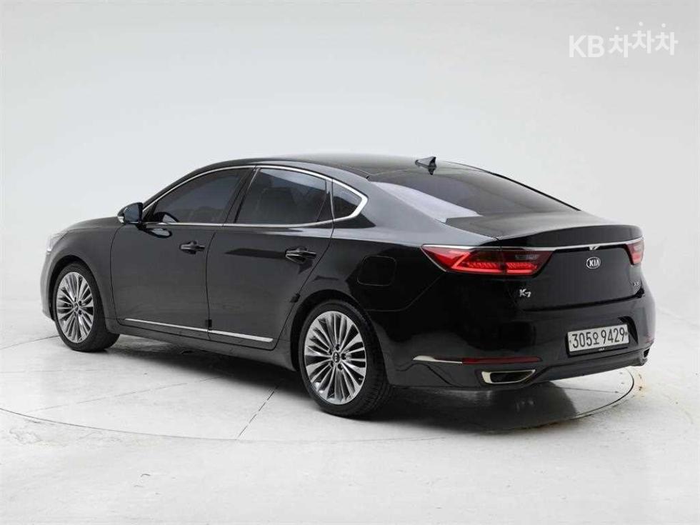 2019 - kia k7