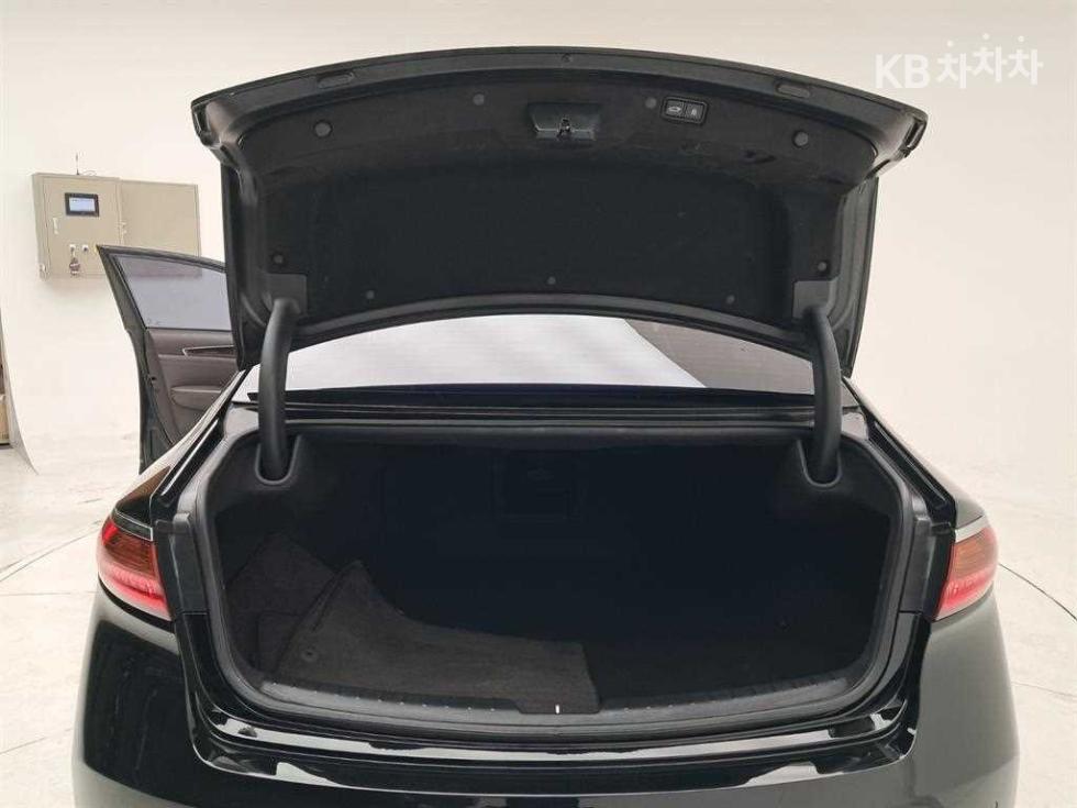 2019 - kia k7