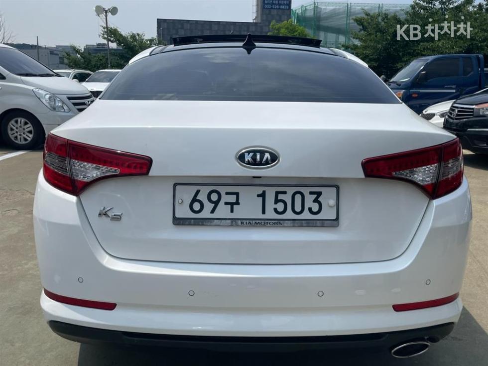 2011 - kia k5