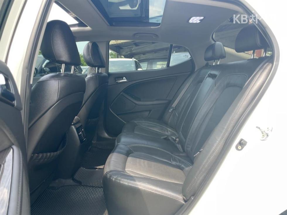 2011 - kia k5