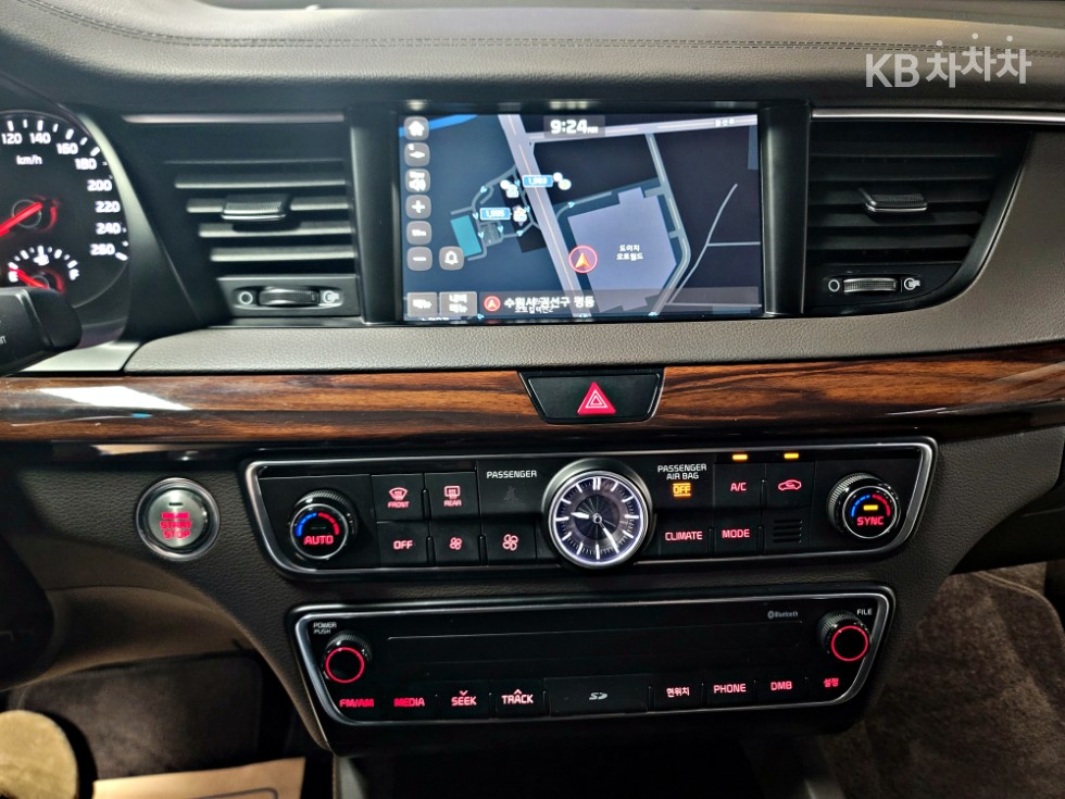 2016 - kia k7