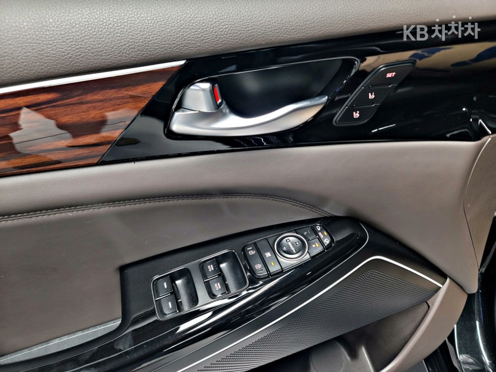 2016 - kia k7