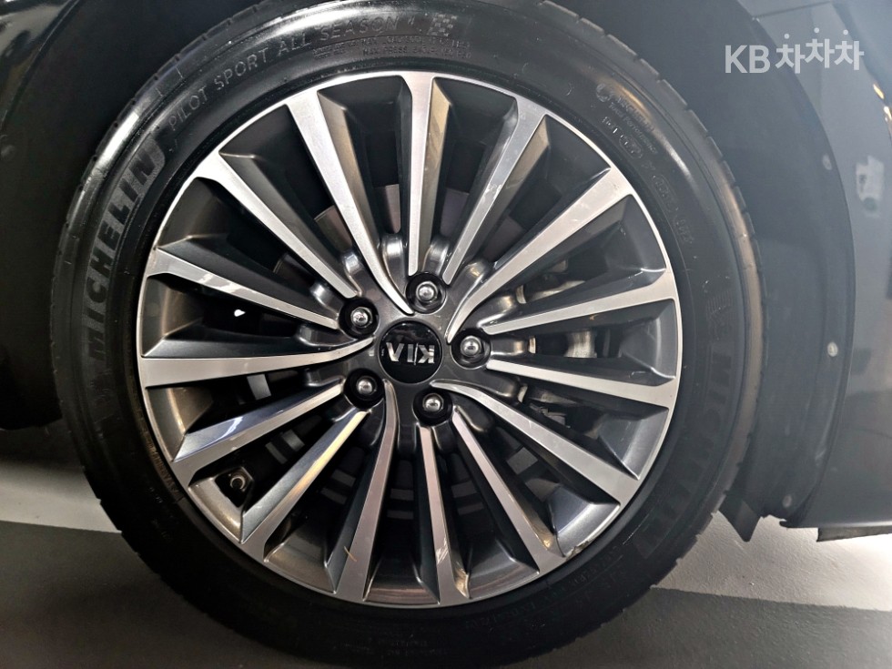 2016 - kia k7
