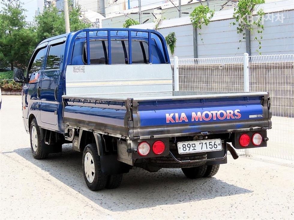 2019 - kia bongo iii