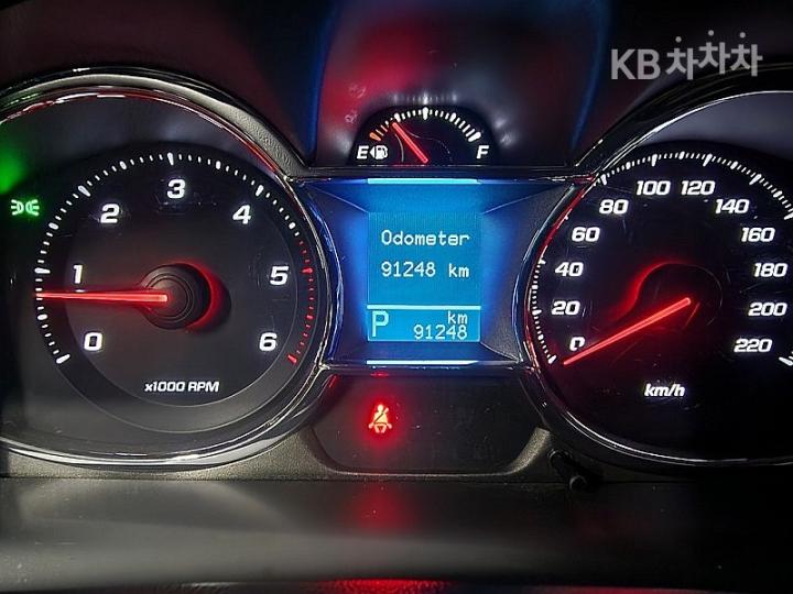 Chevrolet Captiva 2WD LT Premium 6