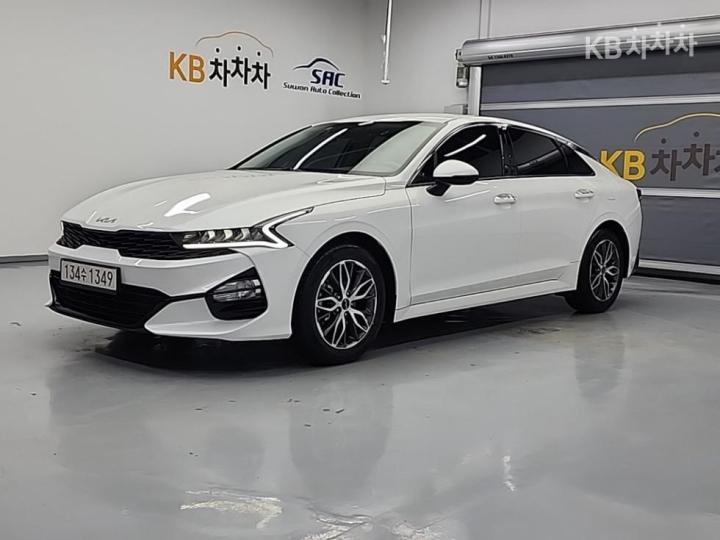Kia K5 2.0 LPI 렌터카 — foto 1