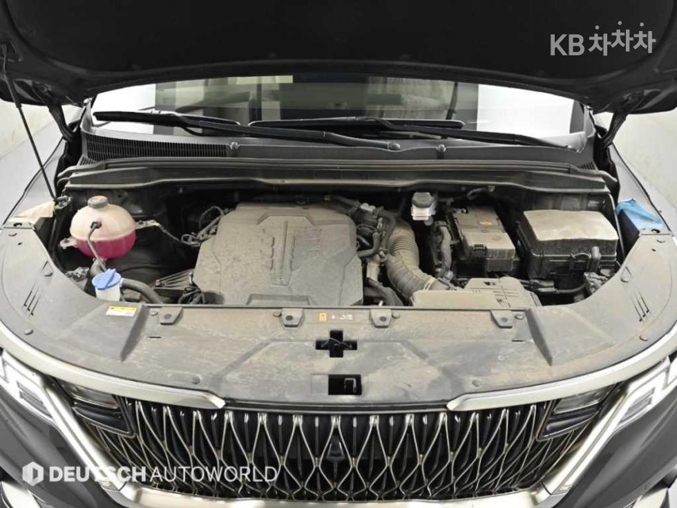 2023 - kia carnival