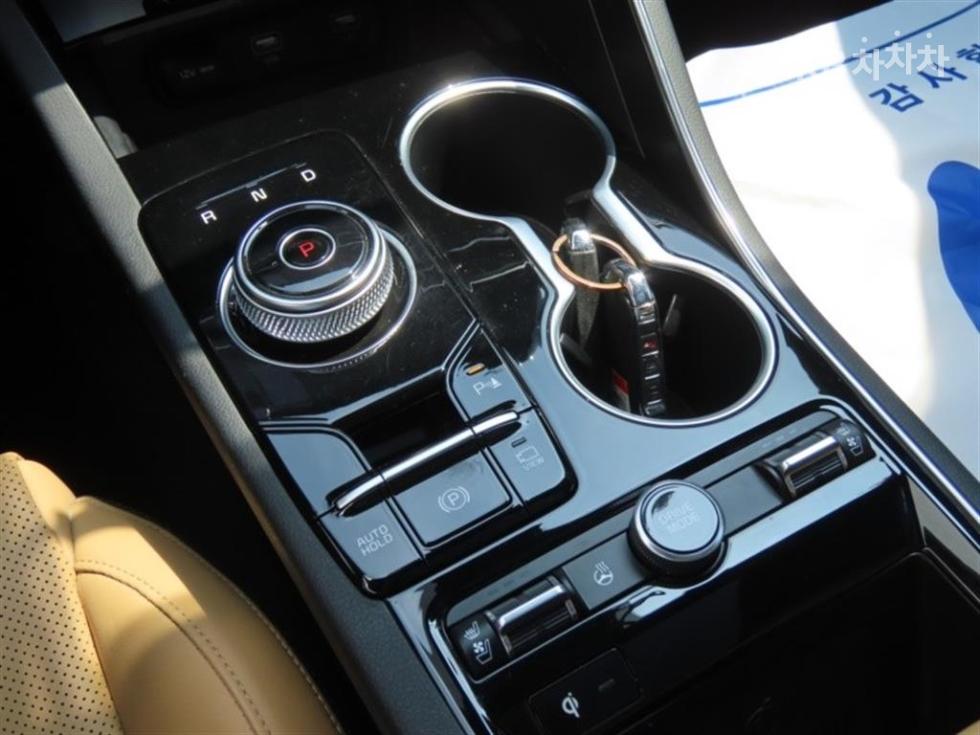 2023 - kia k5