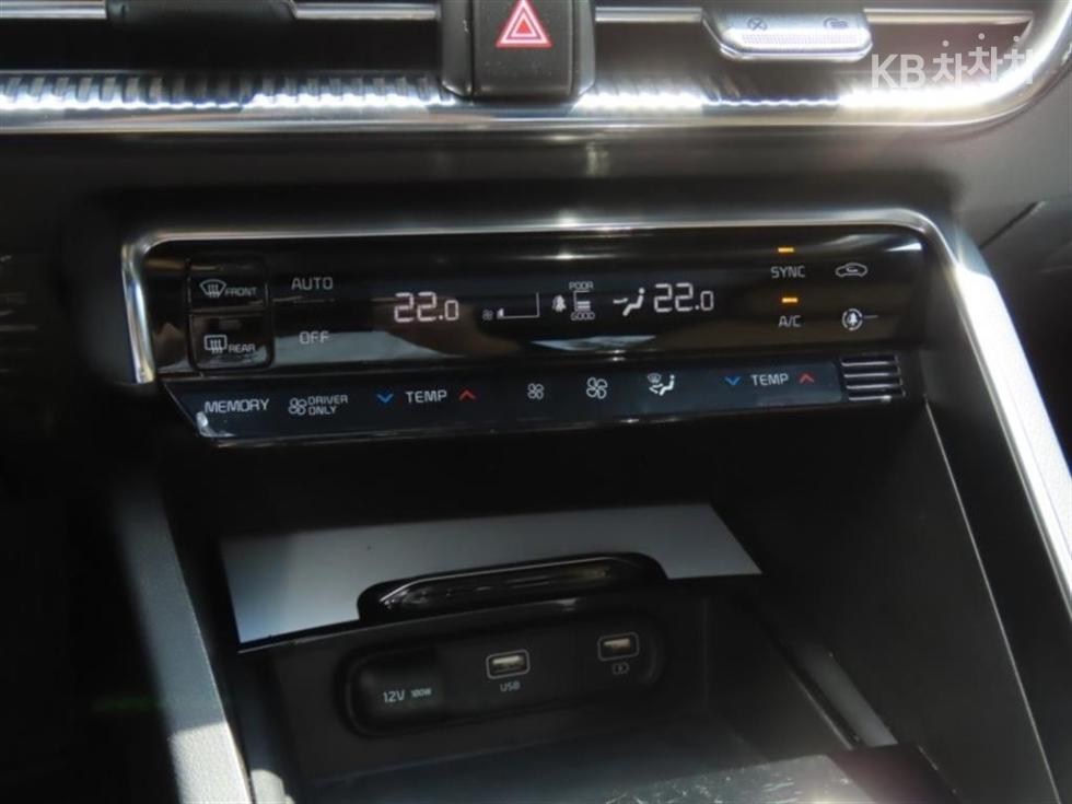 2023 - kia k5