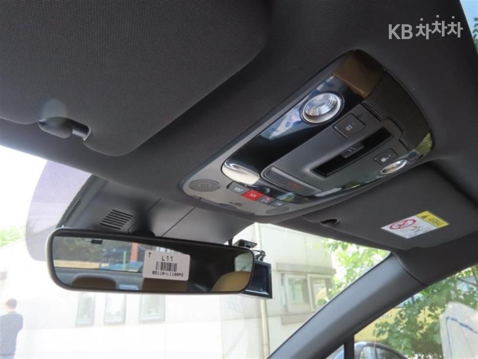 2023 - kia k5
