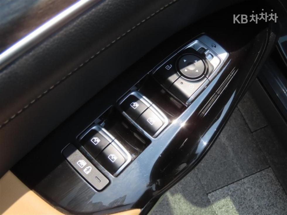 2023 - kia k5