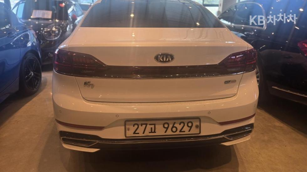 2020 - kia k7
