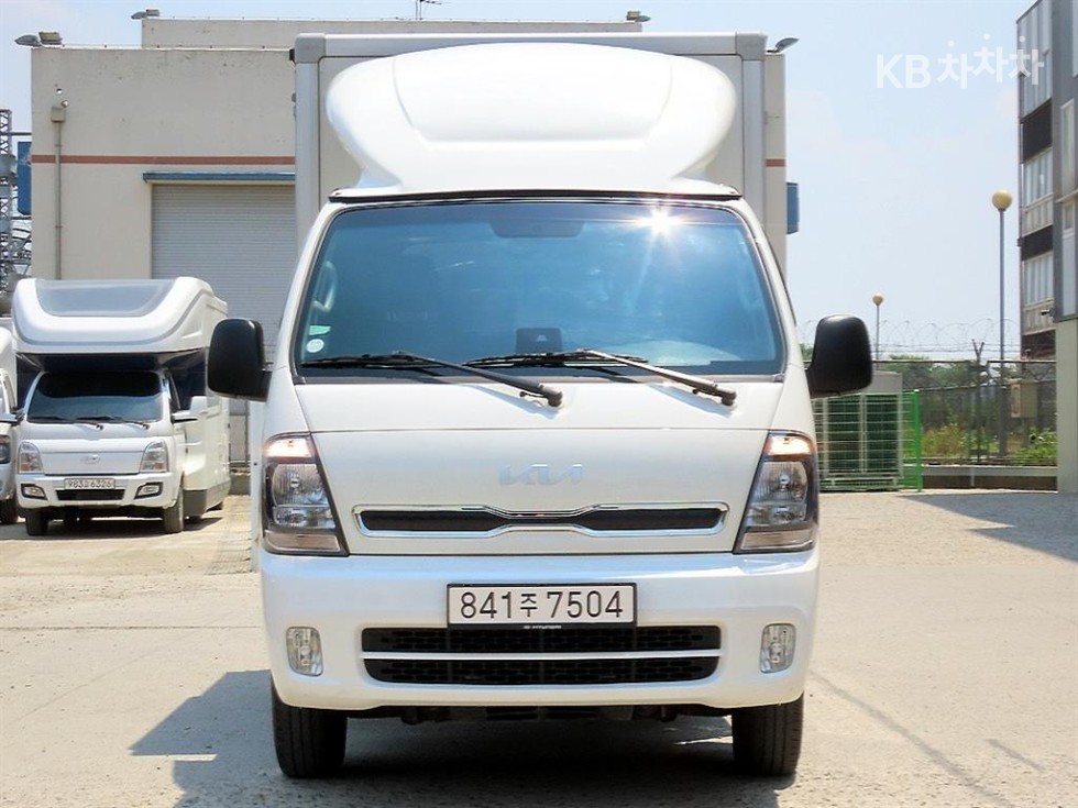 2025 - kia bongo iii