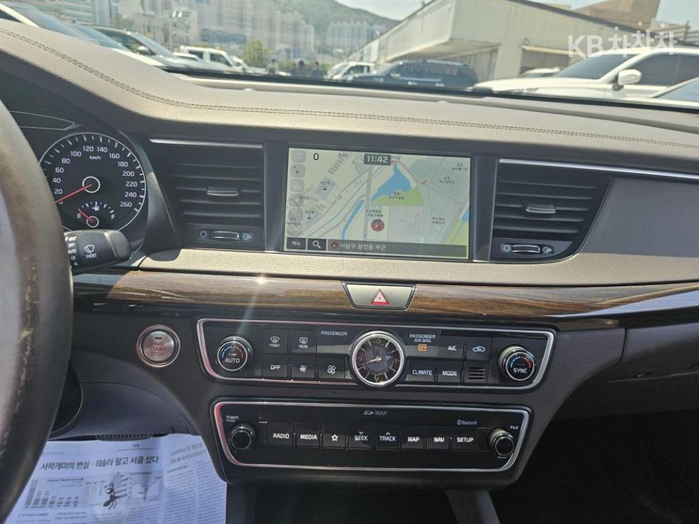 2018 - kia k7
