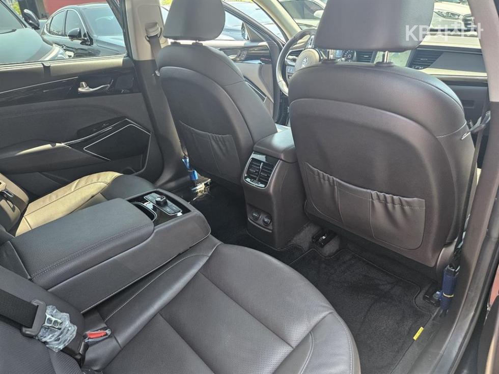 2018 - kia k7