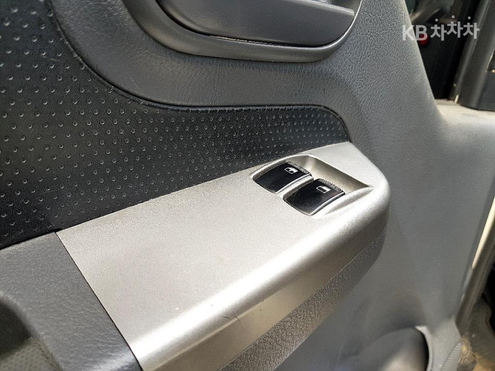 2020 - kia bongo iii