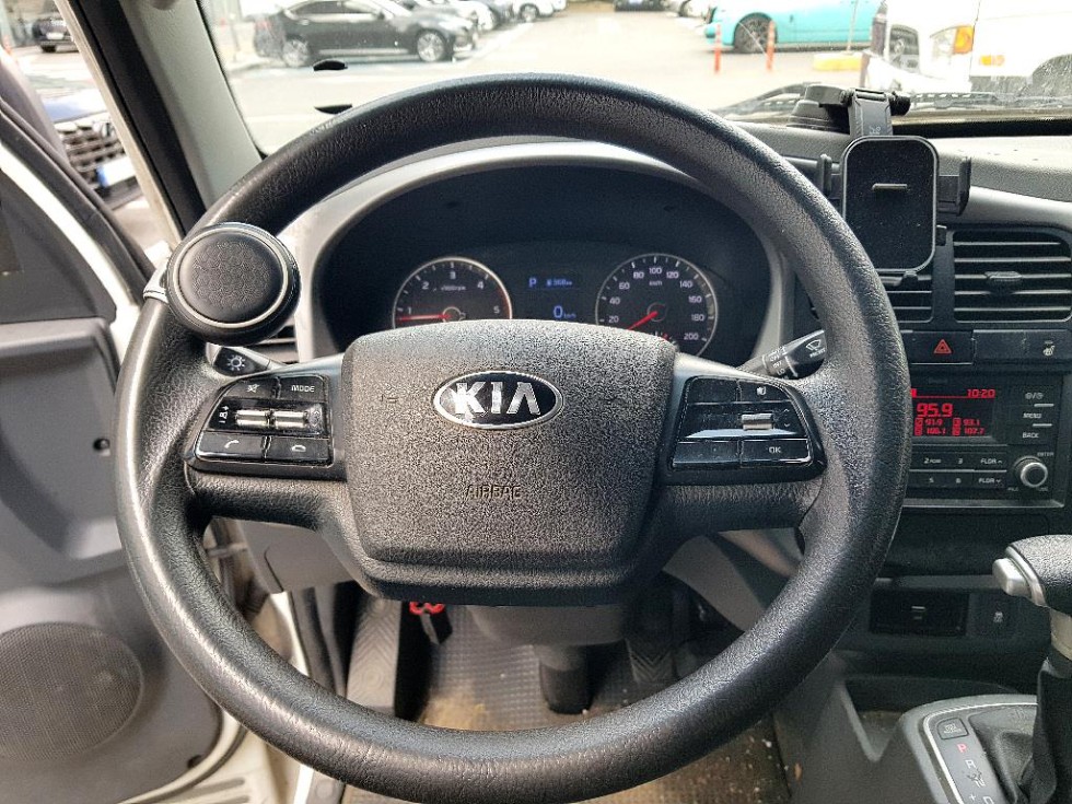 2020 - kia bongo iii