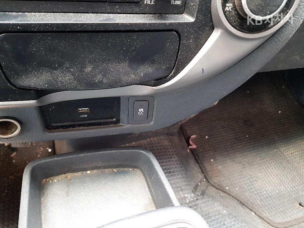2020 - kia bongo iii