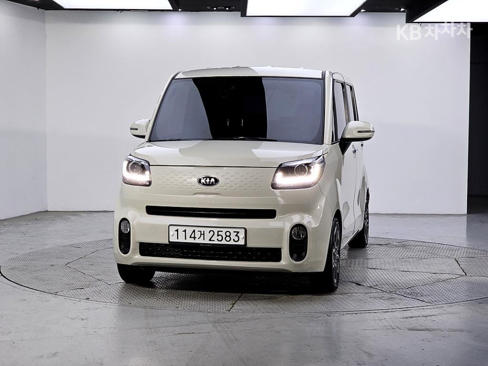 2020 - kia ray