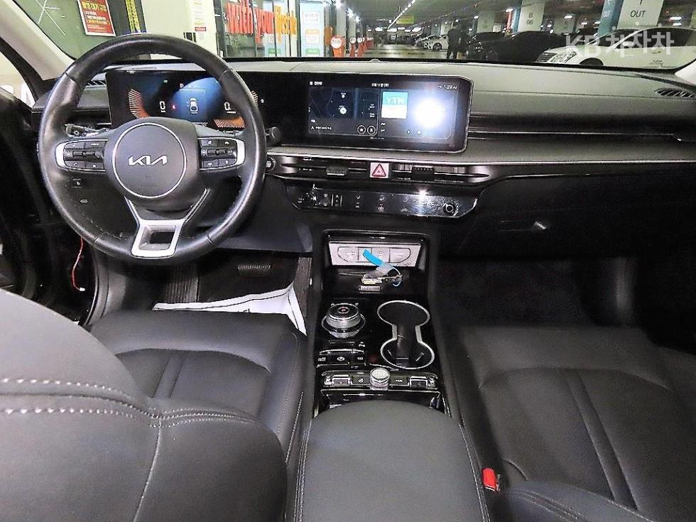 2025 - kia k5