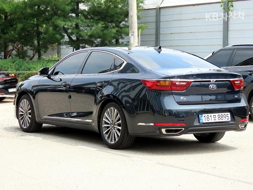 2017 - kia k7