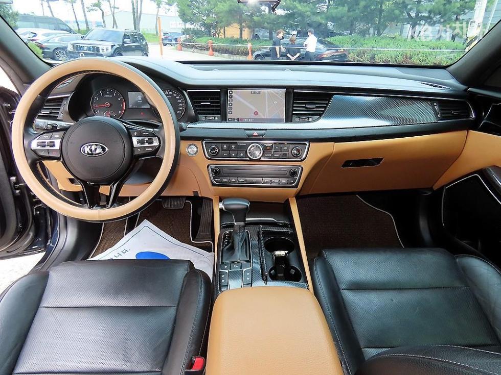 2017 - kia k7