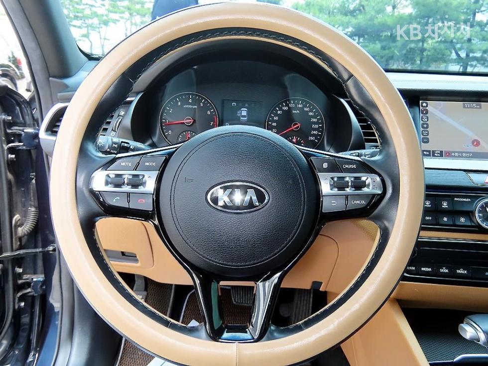 2017 - kia k7