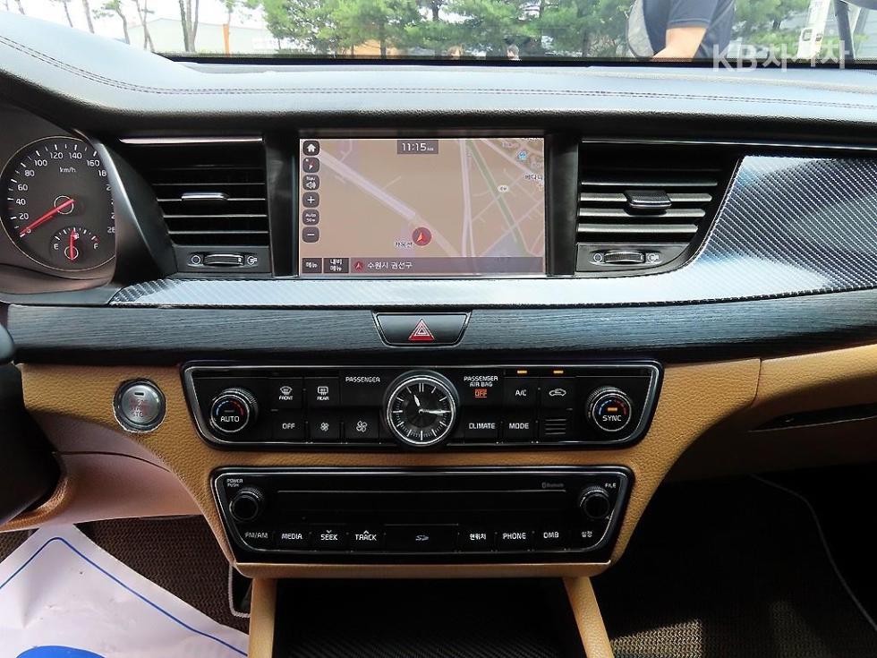 2017 - kia k7