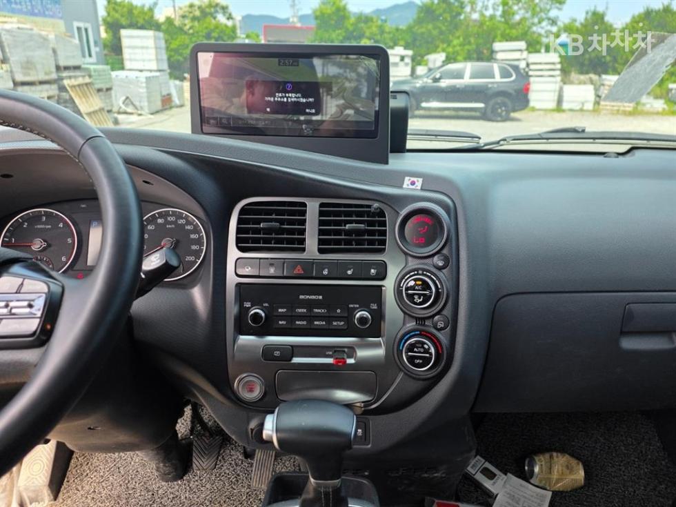 2024 - kia bongo iii