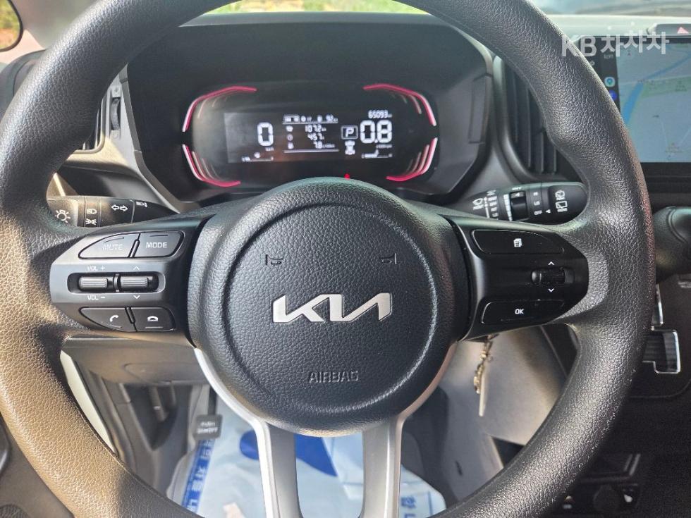 2023 - kia kia