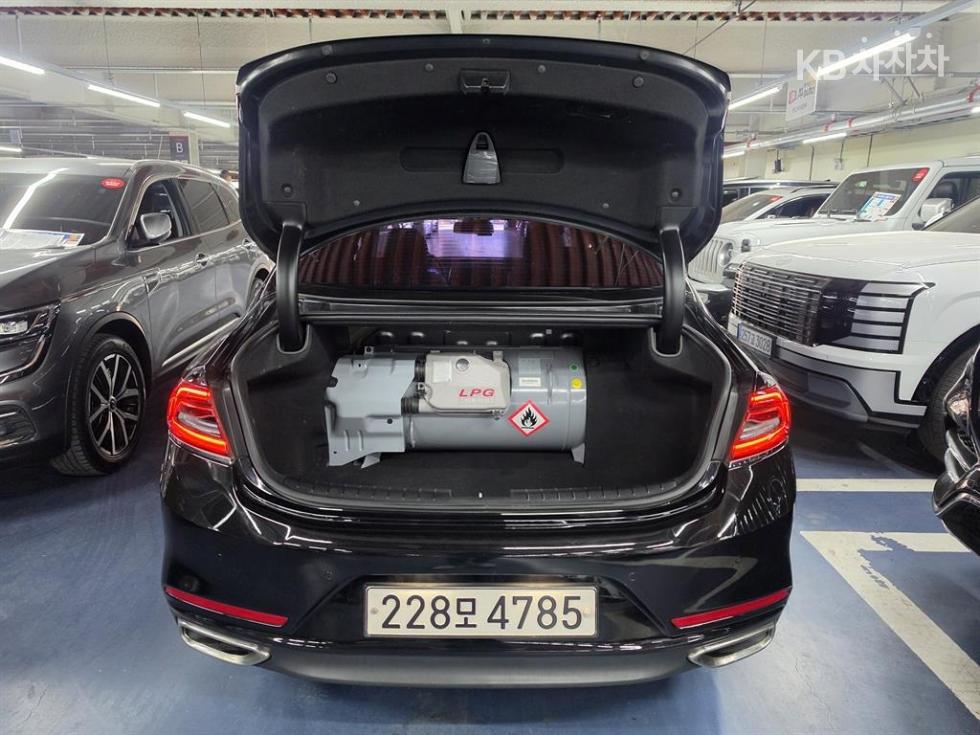 Hyundai Grandeur — miniaturë 9