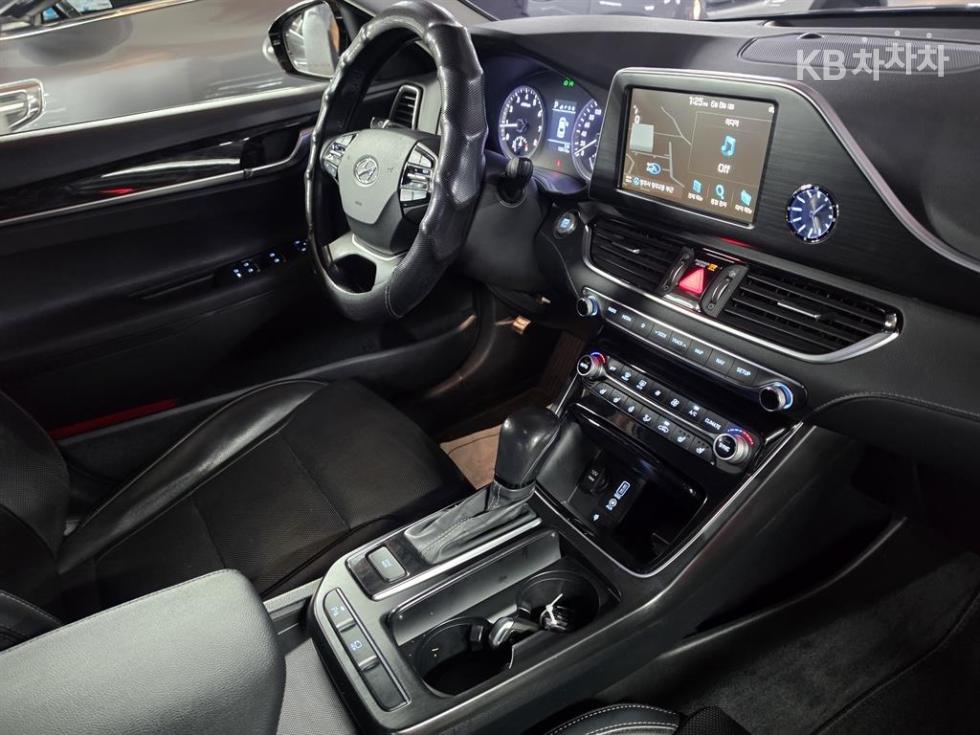 Hyundai Grandeur — miniaturë 14